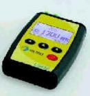 MI5100光纖測(cè)試套件是一個(gè)功能完備的測(cè)量工具，用于測(cè)量波長(zhǎng)為 850 nm 和 1300 nm 的 LAN 裝置中的多模 50 μm 和 62.5 μm 光纖電纜。另外，還可以獲得波長(zhǎng)為 1300 nm 和 1550 nm 的單模光源。與MI 2016 結(jié)合使用時(shí)，可提供專業(yè)的檢驗(yàn)報(bào)告。