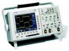 數(shù)字熒光示波器 TDS3052B  帶寬：500MHz；通道：2；取樣速率：5GS/s；記錄長(zhǎng)度：10K樣點(diǎn)；全VGA 彩色LCD；25 種自動(dòng)測(cè)量功能；標(biāo)準(zhǔn)配備FFT