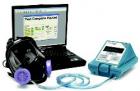 使用PortaCount+口罩安全性測試儀可以輕松地測試您的氣體面具、SCBA、口罩、肺結核防護面具、防塵面具等等.PortaCount+ 口罩安全性測試儀以快速與簡單操作為設計理念，專門測量各種規(guī)格的呼吸防護口罩內、外氣溶膠微粒濃度及其比例，顯示口罩之密合度數(shù)值。