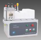  Q-3A試樣切割機(jī)是用于切割一般金相、巖相試樣材料，機(jī)身設(shè)有冷卻通道，.最大切割寬度：60mm，最大切割高度：80mm，最大切割面直徑：?50mm
 
 
 