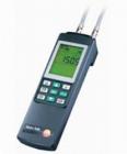   testo 521-2差壓儀, 0 ~ 100hPa,包括電池和標(biāo)定證書，testo 521 壓力儀，適用于測量差壓，如過濾器內(nèi)壓力下降、檢測風(fēng)扇或抽力設(shè)備。通過內(nèi)置壓力傳感器，用皮托管測量5～100 m/s 風(fēng)速。外接100 Pa探頭可測量1～12 m/s風(fēng)速量程。