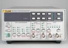 81 函數(shù)/脈沖發(fā)生器 正弦波、三角波、方波、正脈沖和負(fù)脈沖波形，頻率從10 mHz 到 50 MHz，至50Ω負(fù)載時(shí)幅值高達(dá)10Vpp。