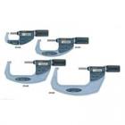 特點：

? 非旋轉(zhuǎn)心軸和新型棘輪套管。

? 10mm/rev 快速心軸進給。

? 帶有絕對原點線性刻度。

? 達(dá)到 IP54 塵／水防護標(biāo)準(zhǔn) (不與數(shù)據(jù)輸出電纜連接時)。

? 帶有 SPC 數(shù)據(jù)輸出。

? 帶有一個基準(zhǔn)桿，可用于設(shè)置原點。(用于測量范圍在 30mm 以上的型號)
