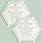 Elcometer 112AL沖壓鋁制濕膜梳用于測(cè)量濕膜厚度。 由于是用鋁材料沖壓而成，故精確度不如P.126的高精度測(cè)量?jī)x。每包共有10片濕膜梳，每片上一面為公制量程（25~3000μm），另一面為英制量程（1~118mils）。