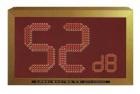 應(yīng)用范圍及特點(diǎn)：

HS5628A/B型室內(nèi)噪聲顯示屏是專(zhuān)業(yè)用于室內(nèi)環(huán)境噪聲監(jiān)測(cè)、顯示的裝置。它采用超高度、耐高溫LED像素管器件。適用于城市，居民小區(qū)、歌舞廳、演播室等公共場(chǎng)所室內(nèi)環(huán)境噪聲的監(jiān)測(cè)顯示。它的安裝對(duì)提高人們?cè)肼曃廴痉乐我庾R(shí)及建設(shè)城市精神文明建設(shè)具有積極作用。并可通過(guò)精心的外觀結(jié)構(gòu)設(shè)計(jì)，精湛的工藝技術(shù)制作，使其又同時(shí)作為一個(gè)良好的形象標(biāo)志物，美化、點(diǎn)綴我們的城市小區(qū)。我廠可以十分方便地按照用戶(hù)提出的具體要求進(jìn)行制作。包括：結(jié)構(gòu)造型、外形尺寸、材料選用、輔助功能的設(shè)置等。
